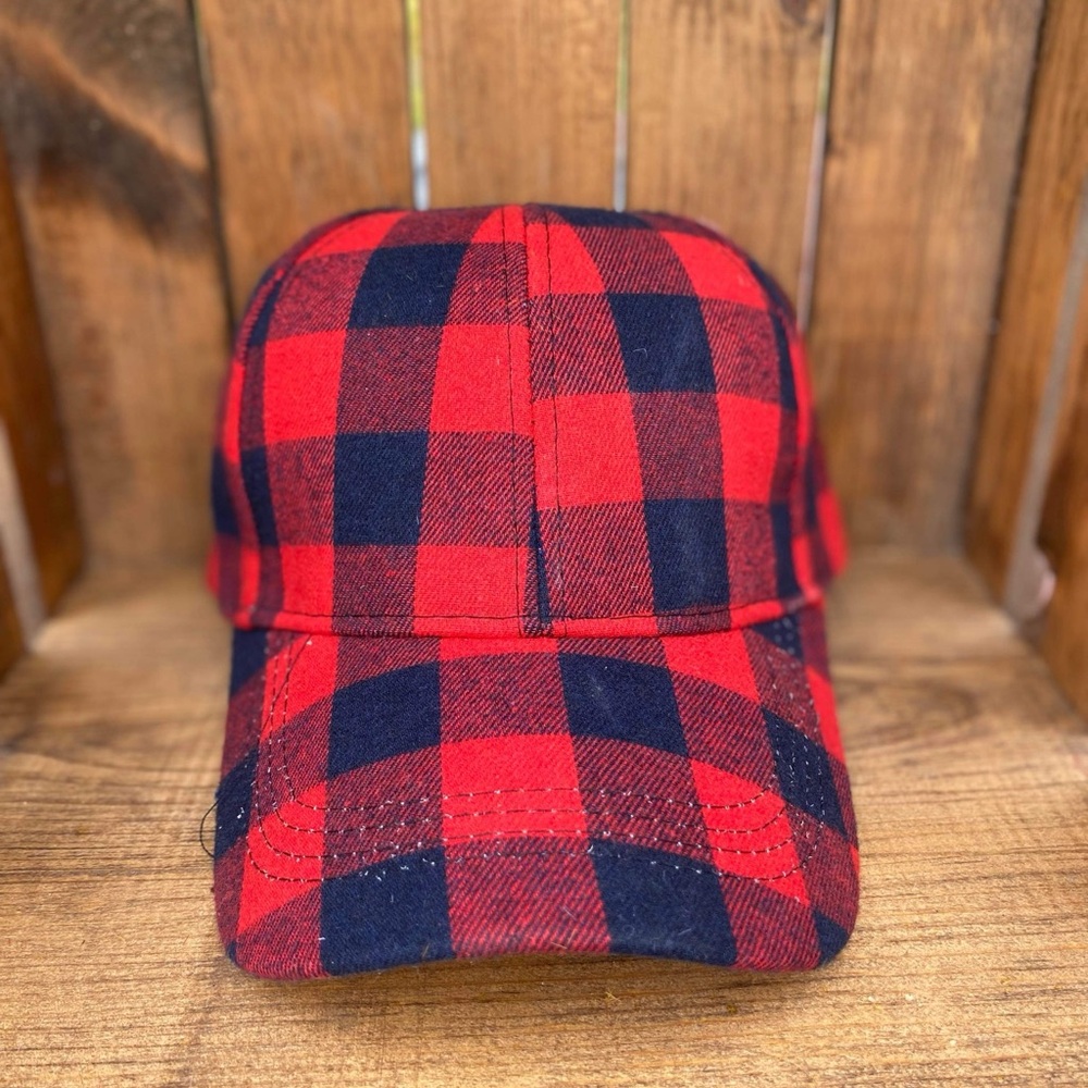 Ponytail Red Black Buffalo Plaid had New